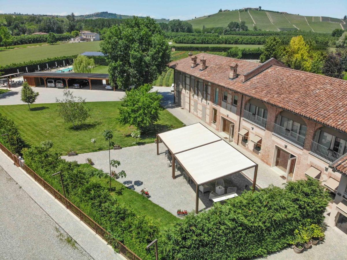 La Cascina Di Carlotta 1846 Agriturismo Alba  Buitenkant foto