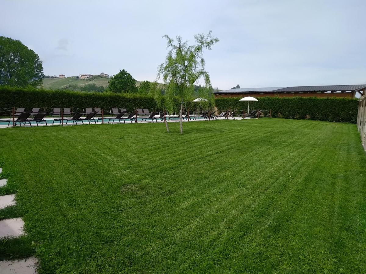 La Cascina Di Carlotta 1846 Agriturismo Alba  Buitenkant foto